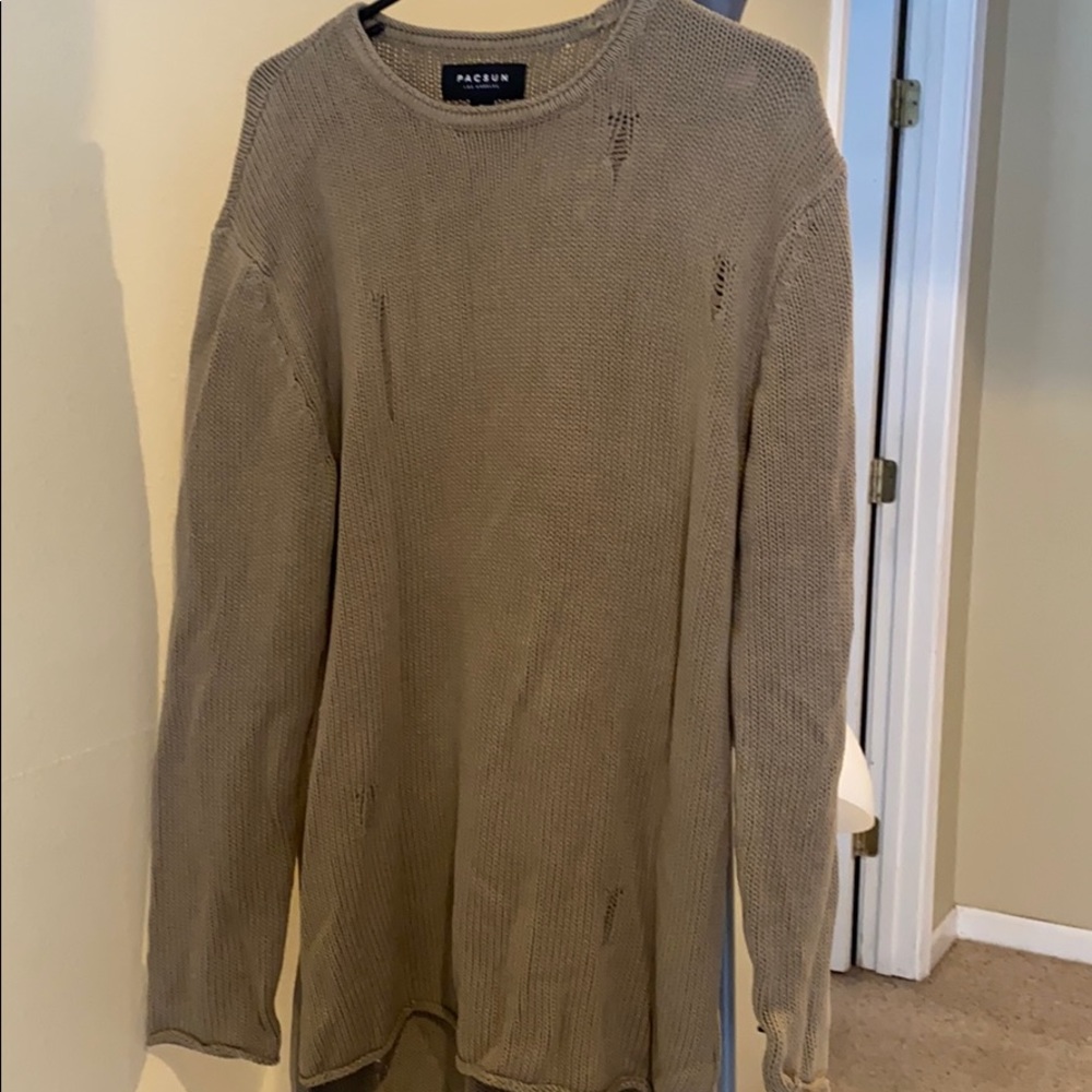 Men’s olive green/ grey distressed sweater.